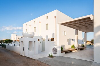 alero seaside skyros resort