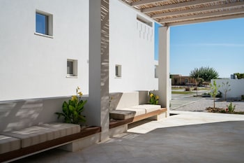 alero seaside skyros resort