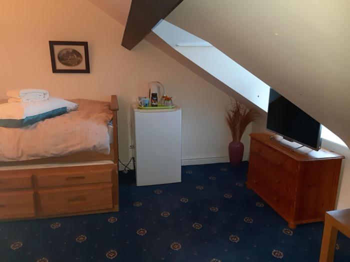 phoenix guest house