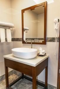 golden bay belize hotel