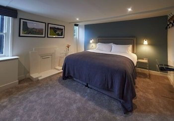 the swan at forest row