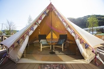 ufufu village glamping