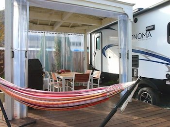 ufufu village glamping