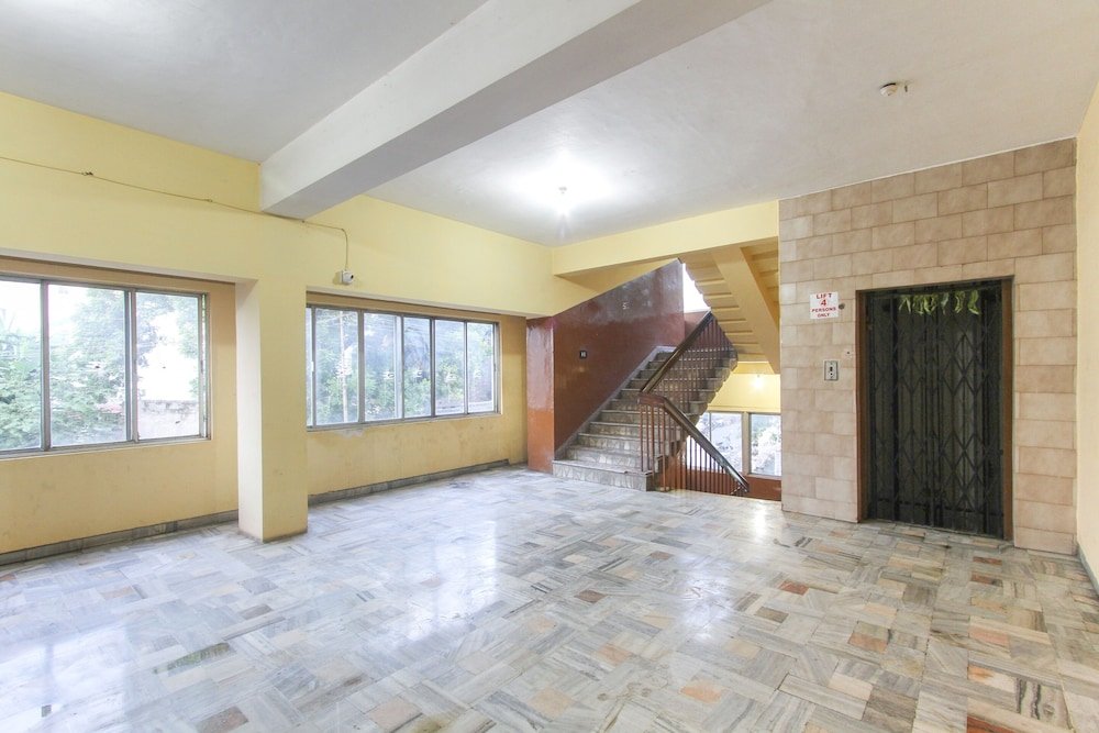 Spot On 62694 Hotel Maruthi,Salem>>Ayodhiyapatinam,2 star