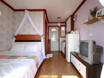 badasol fragrance pension