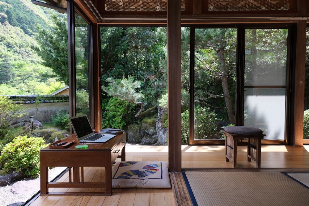 shimanto riverside hideaway