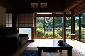 shimanto riverside hideaway