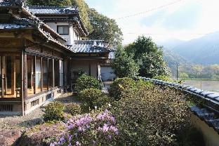 shimanto riverside hideaway