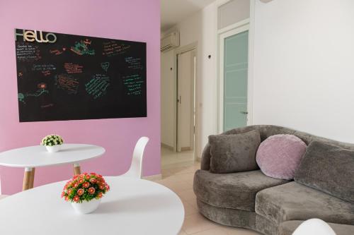 intra rooms