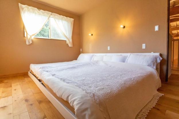 yoisama sunset beach house