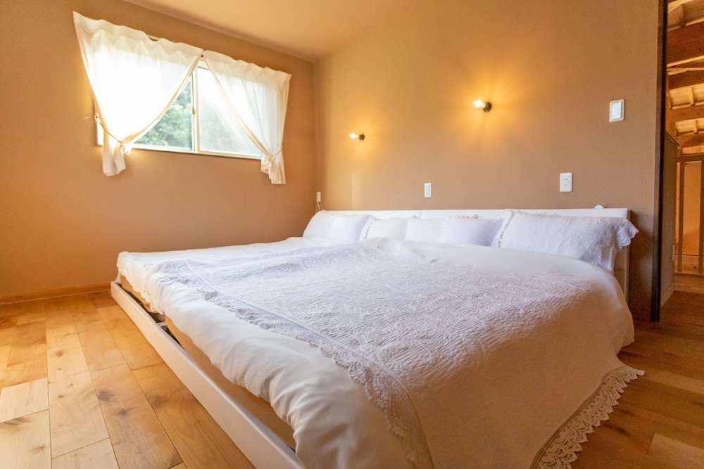 yoisama sunset beach house