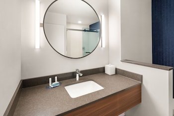 fairfield inn and suites by marriott seattle poulsbo