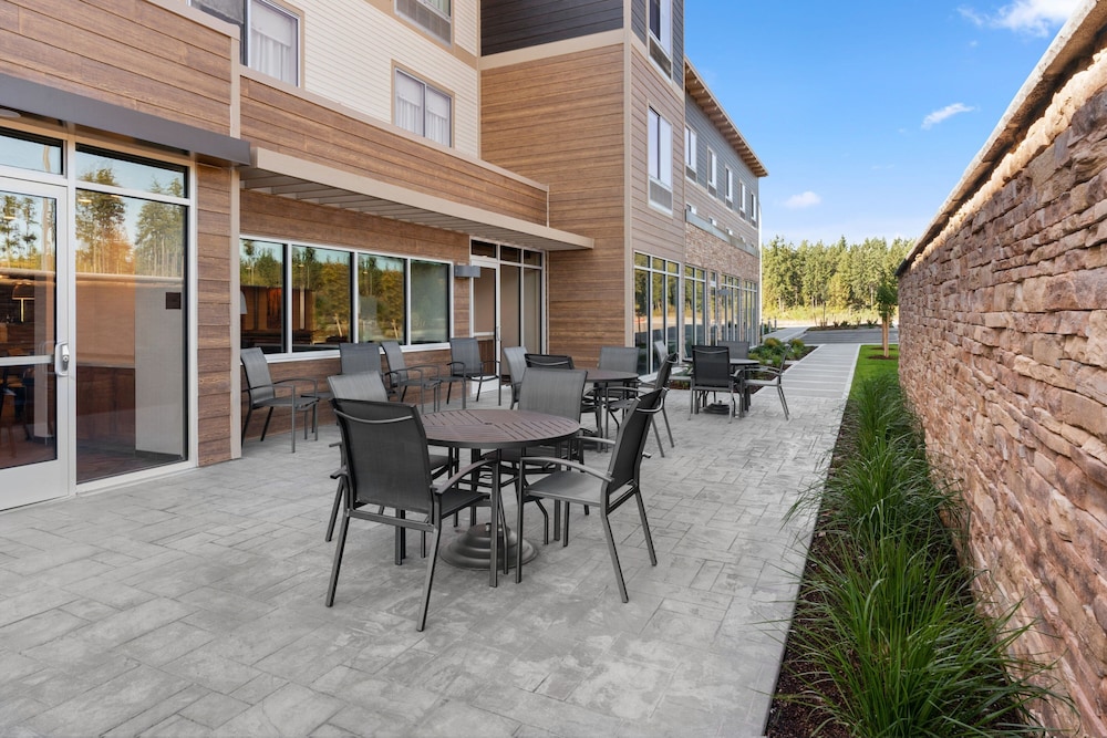 fairfield inn and suites by marriott seattle poulsbo