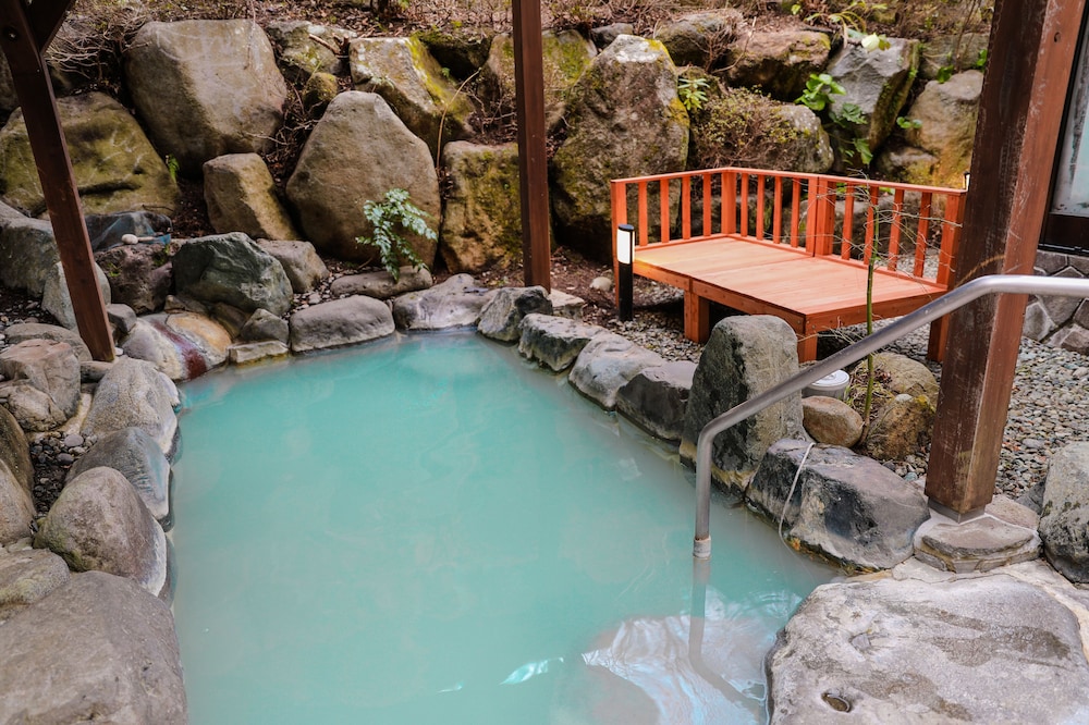 ajisai onsen ryokan