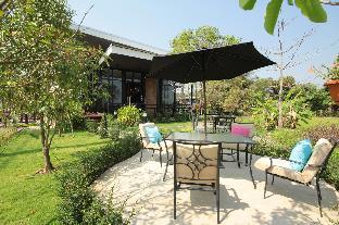rock and loft cafe and resort chiang mai