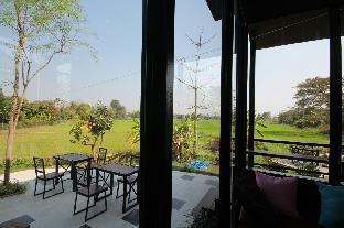 rock and loft cafe and resort chiang mai