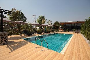 rock and loft cafe and resort chiang mai