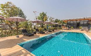rock and loft cafe and resort chiang mai