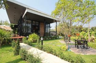 rock and loft cafe and resort chiang mai