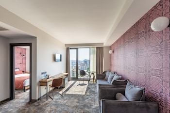 biography design tbilisi