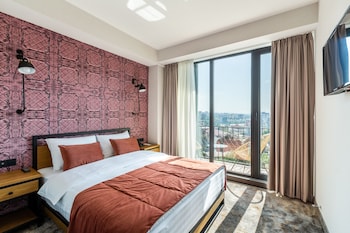 biography design tbilisi