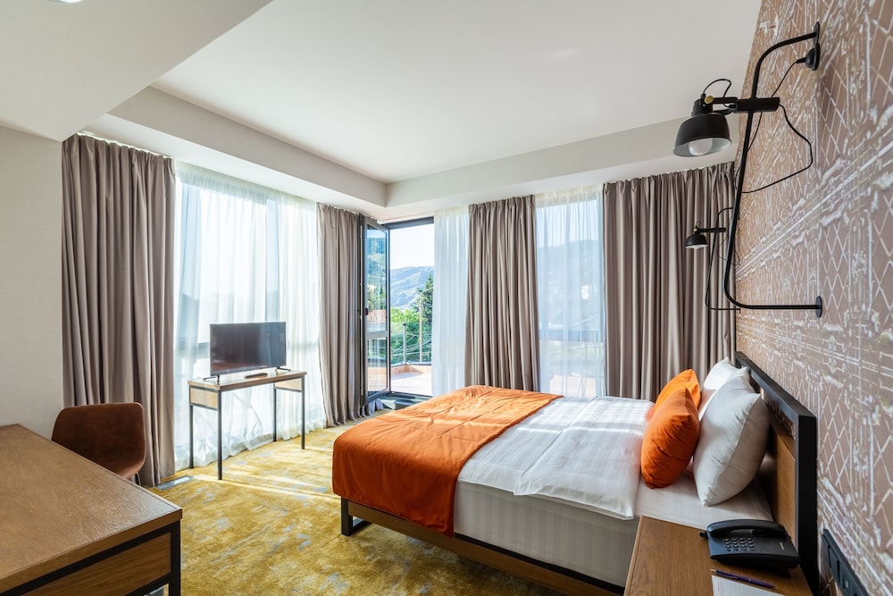 biography design tbilisi