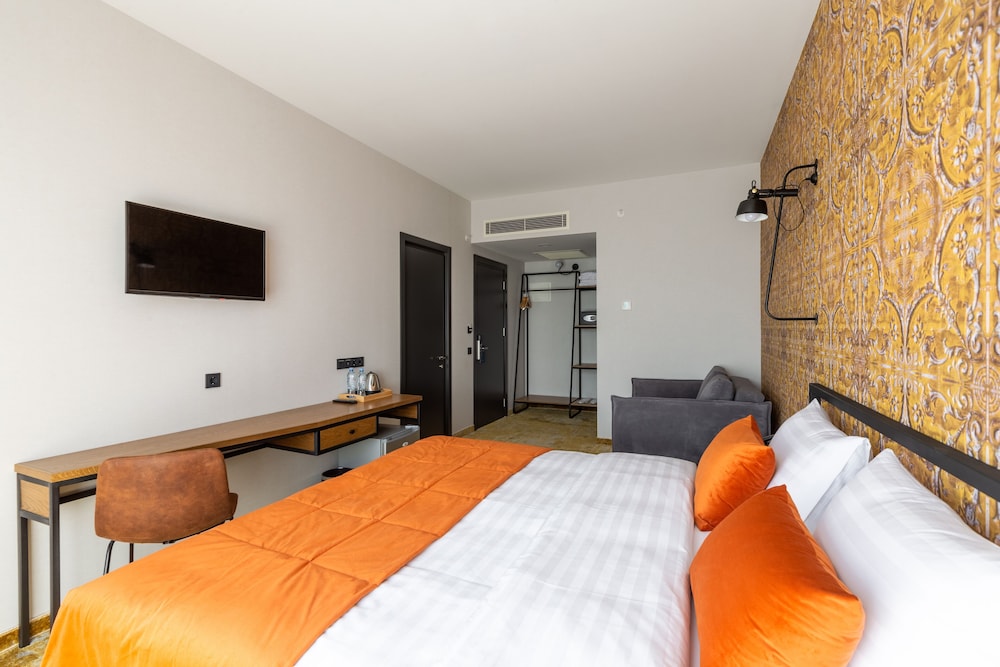 biography design tbilisi