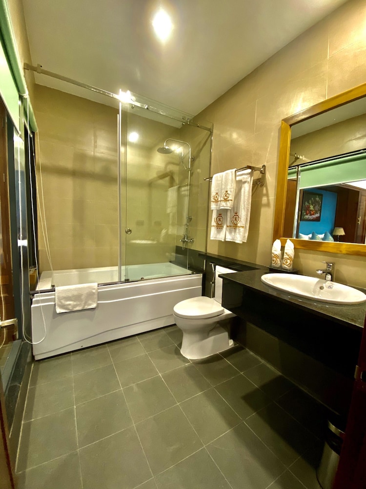 royal khanh hotel