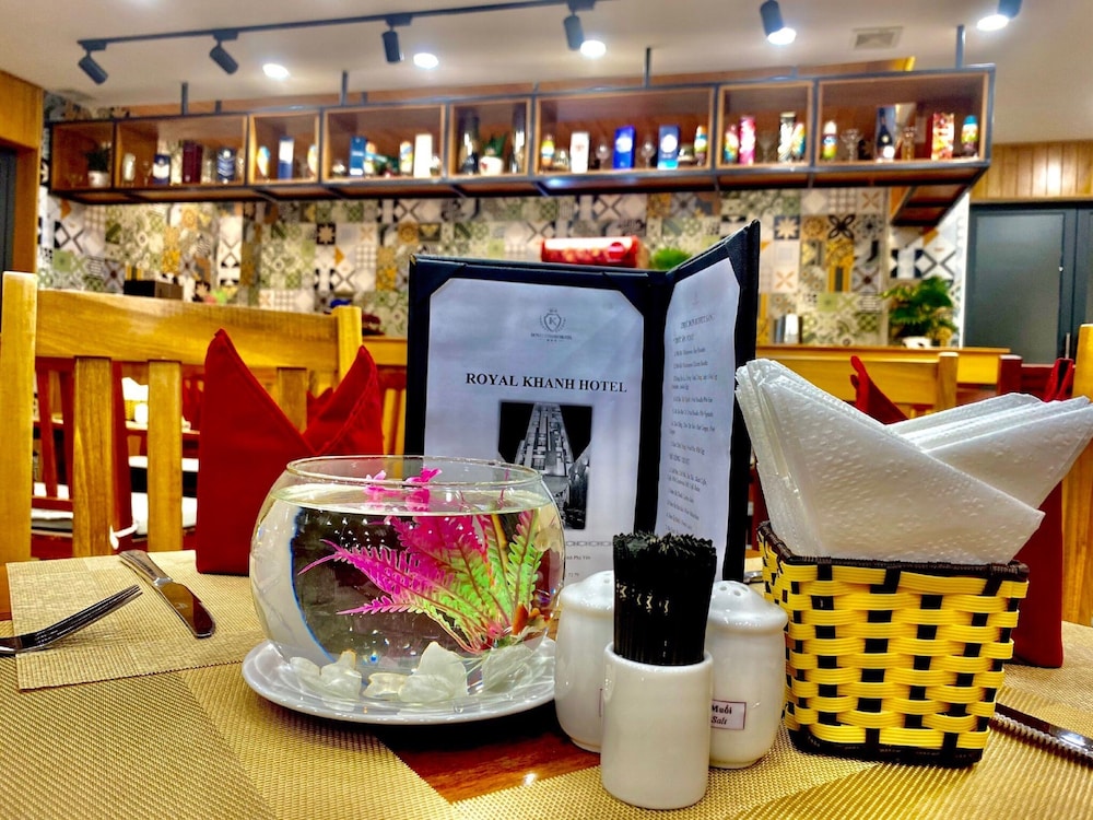 royal khanh hotel