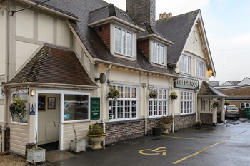 balfour arms