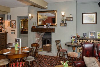 balfour arms