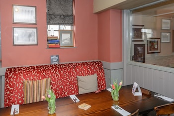 balfour arms