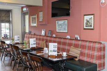 balfour arms