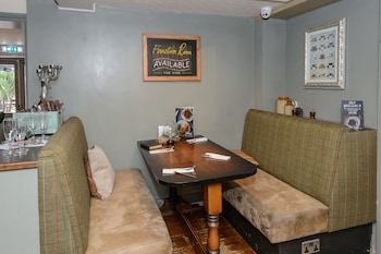 balfour arms