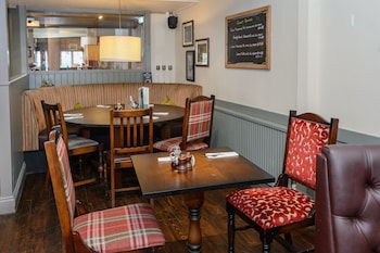 balfour arms