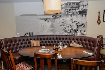 balfour arms