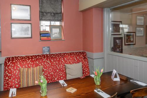 balfour arms