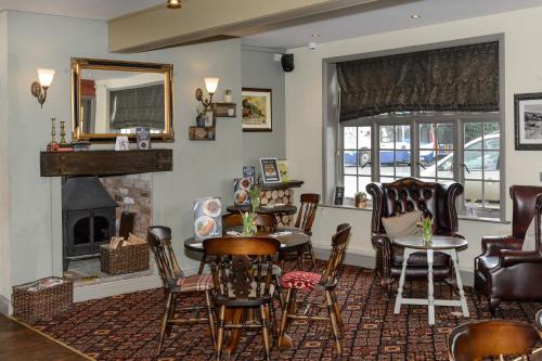 balfour arms