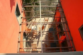 Cukrarna Hostel,Medvode>>Kranj,2 star