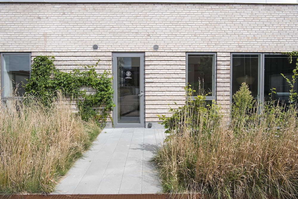 by the beach gardens into this place