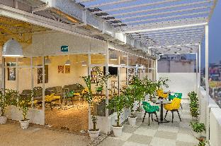 the hideaway bedzzz varanasi