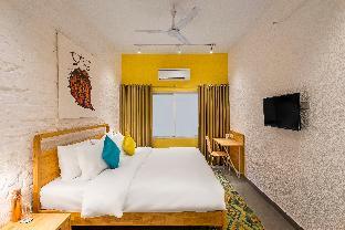 the hideaway bedzzz varanasi