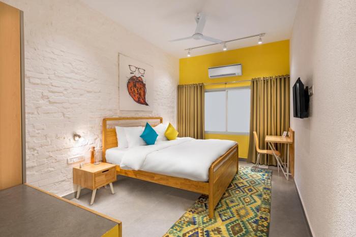 the hideaway bedzzz varanasi