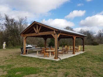 Savannah's Meadow,,3.5 star