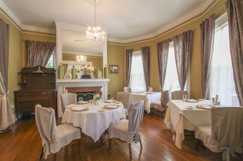 burke manor inn and pavilion