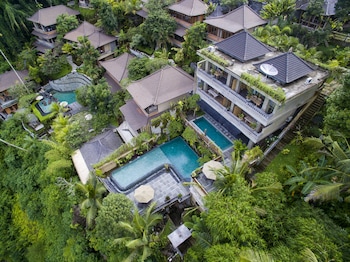 ubud paras villa