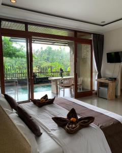 ubud paras villa