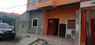 spot on 2831 pondok orange family