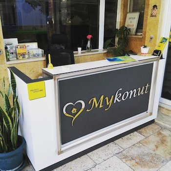 mykonut apart hotel
