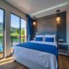 the halcyon rooms and suites hotel